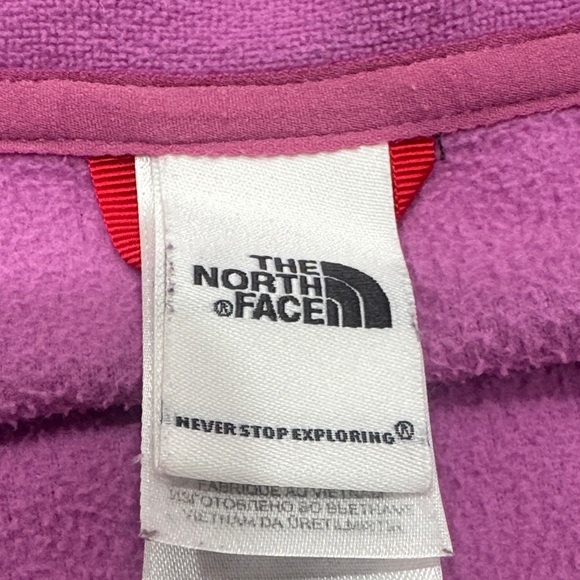 The North Face Magenta Full-Zip Fleece Jacket - Picture 2 of 6